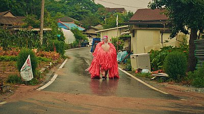 Szenenbild aus dem Film Becoming Kim