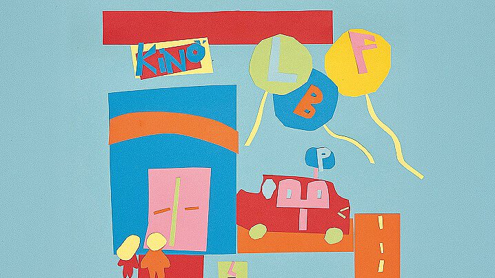 Bunte Collage mit einem Kino, einem Auto, einer Straße, mehreren Figuren und Luftballons mit den Buchstaben L, B, F