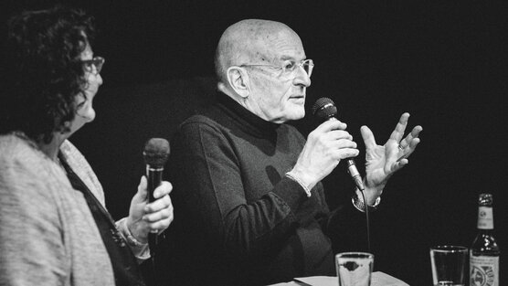 Volker Schlöndorff bei einem Filmgespräch im Jahr 2021 im Filmhaus Nürnberg